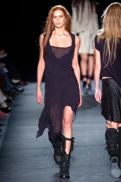 Look 37